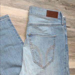 Hollister High Waisted Jeans Brand New